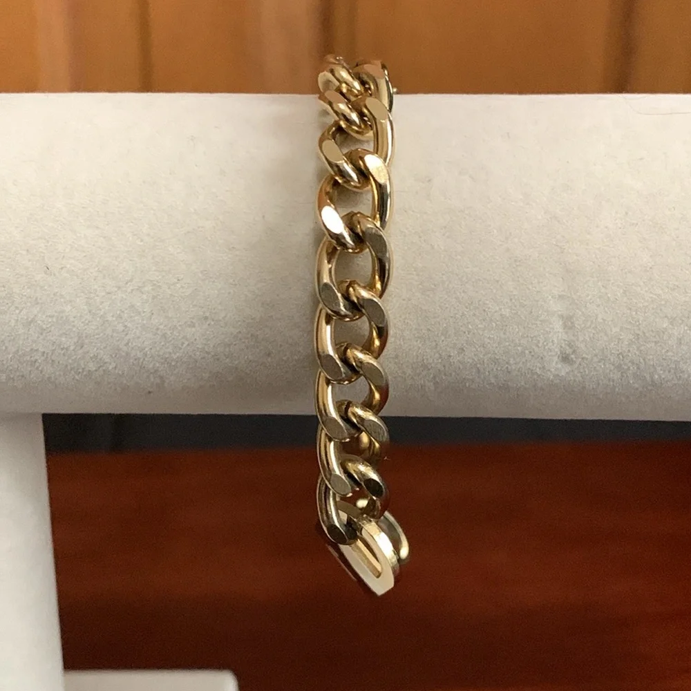N/A gold tone